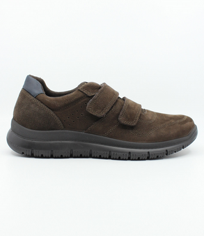 Caffe/Blu men’s suede leather casual shoe with navy heel detail and double hook‑and‑loop straps.