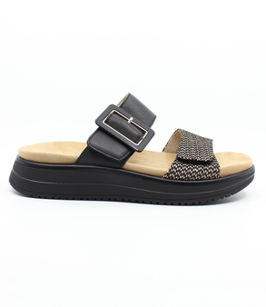 Schwarz/Natur women's leather slide sandal with woven forefoot strap, buckle fastening and cushioned footbed.