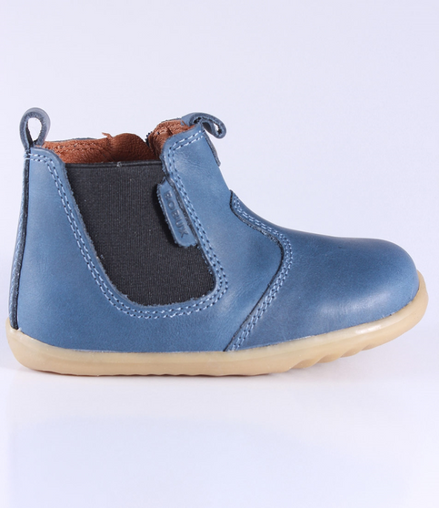 Jodhpur showing the midnight leather upper, elastic gusset and inside zip.