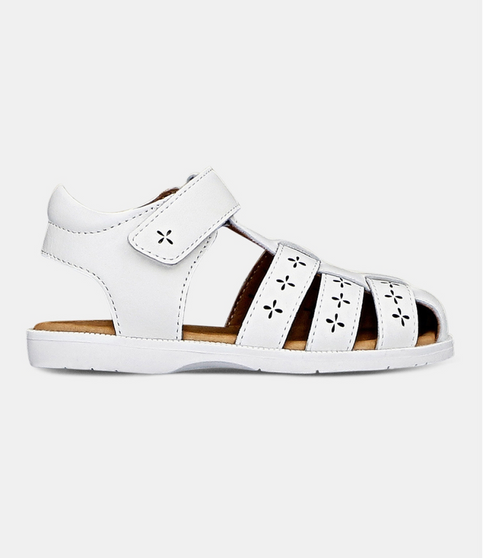 White leather girls’ sandal with caged‑toe design and flower cut‑outs