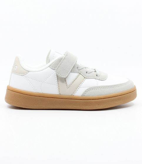 Ice kids' faux-leather trainer with suede-effect panels, hook-and-loop strap and caramel sole.
