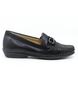 Moccasin slip-on with snaffle trim, Schwarz finish.