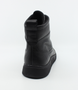 Schwarz leather ankle boot with flexible rubber sole