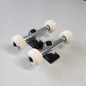 Birdhouse Pro Skateboard Undercarriage Set - Trucks Wheels Bearings Birdhouse Pro Skateboard Undercarriage Set - Trucks Wheels Bearings