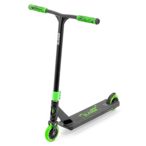 Slamm Classic Mini V9 Stunt Scooter - Green - Age 4+ Slamm Classic Mini V9 Stunt Scooter - Green - Age 4+
