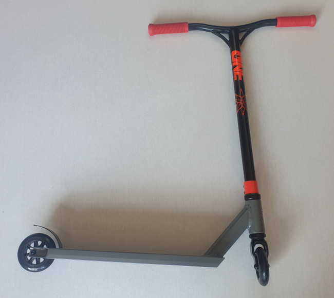 Custom Stunt Scooter Blazer Pro / MGP / Blunt Envy