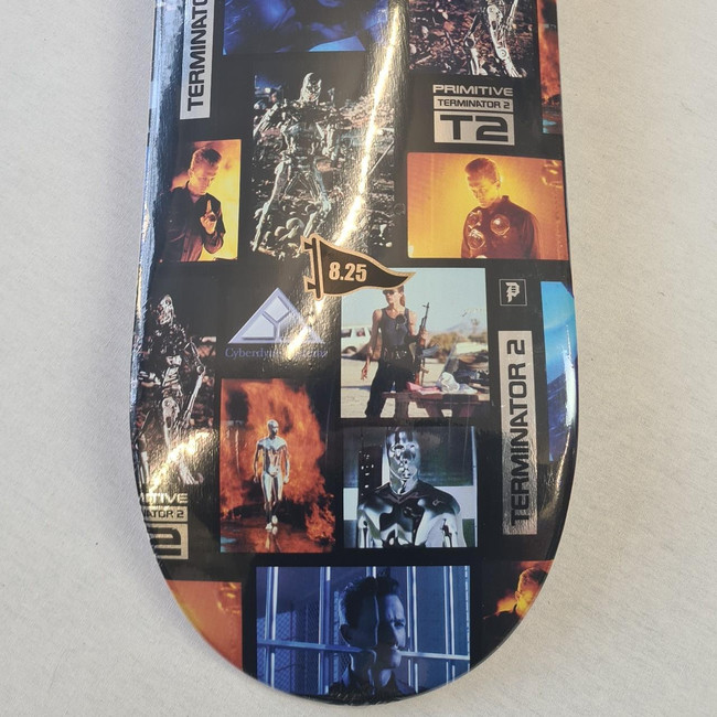 新品未開封　primitiveターミネーター2 コラボDECK（左側の1本） Primitive X Terminator 2 No Fate 8.25