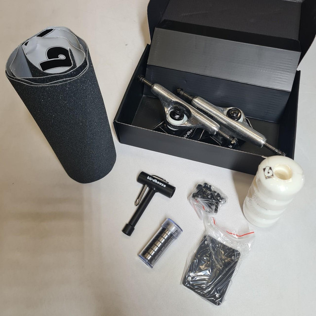 Skateboard Birdhouse Pro Sloan Todaro - Largeur 8,75" - Neuf En Boîte