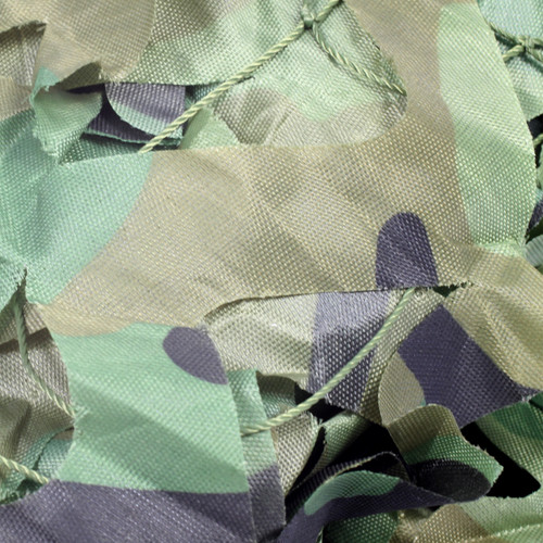 Blend into the outdoor wildlife, use the woodland camo netting to spy on local wildlife and birds.