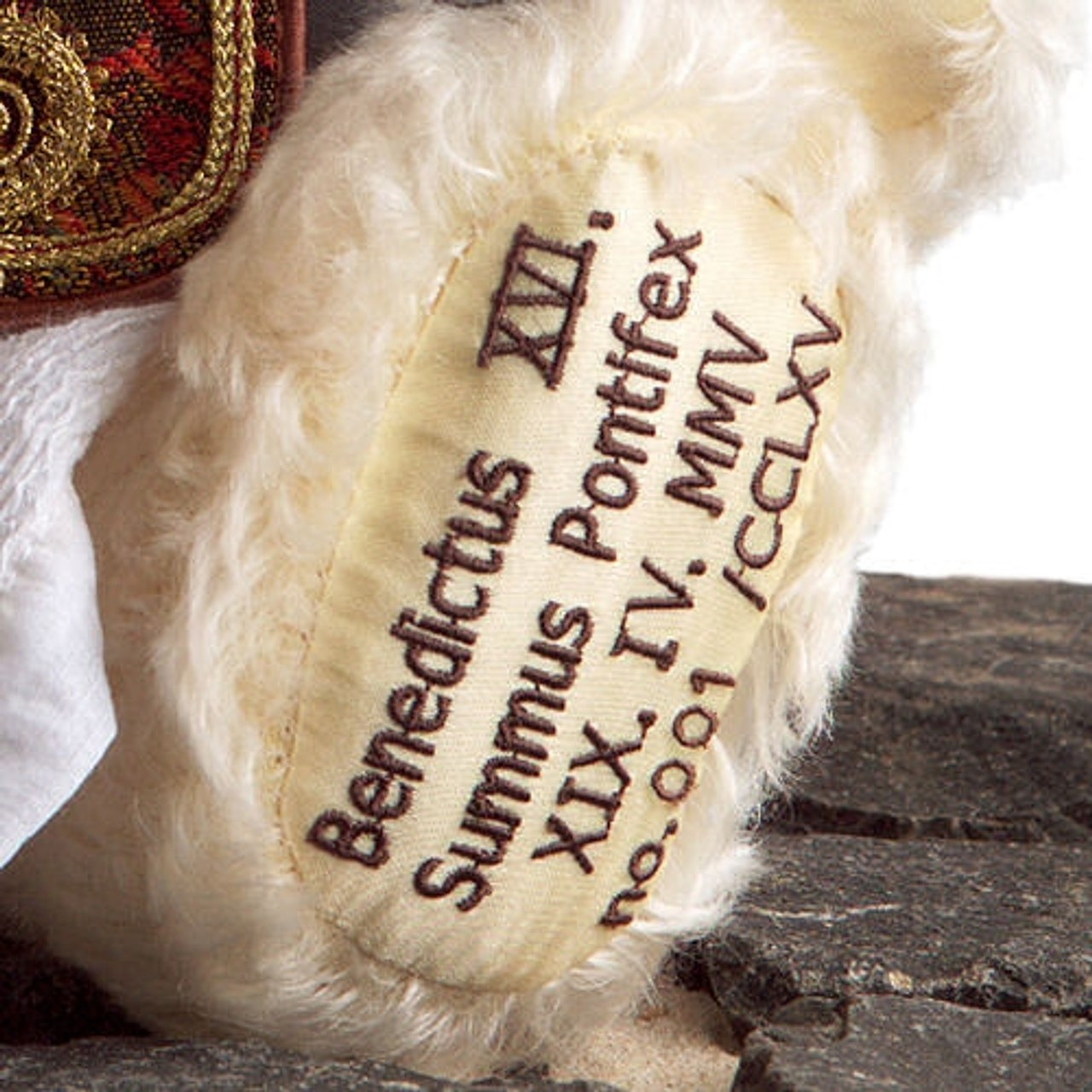 Foot detail Pope Benedict XVI, Teddy Bear 42cm EAN 190644