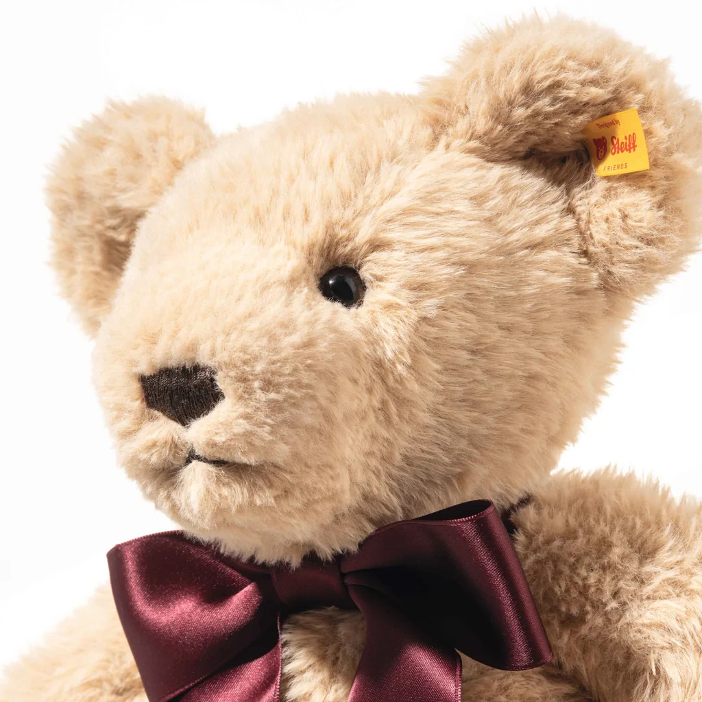 Face Detail Steiff Cosy Year Bear 2027 33cm 114120