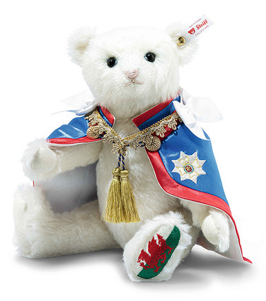 Steiff Catherine The Princess of Wales Teddy Bear, 35cm, EAN 691645