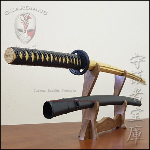 Daito Deluxe Bokken -Patterned Rubber Tsuba - White Acacia (Robinia)  Daito Deluxe Bokken -Patterned Rubber Tsuba - White Acacia (Robinia)