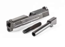 M&P®40 M2.0 BLACK OPTIC READY SLIDE KIT INCLUDED