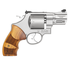 PERFORMANCE CENTER® MODEL 627 | Smith & Wesson