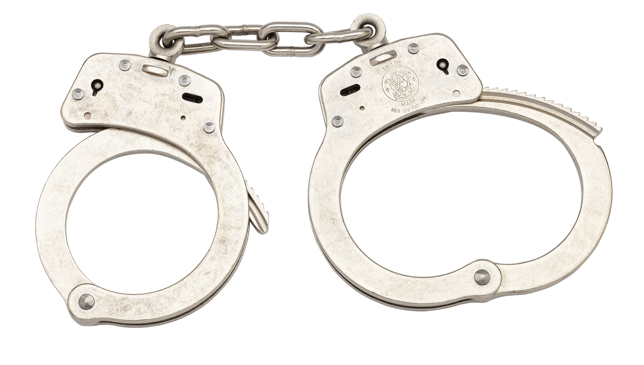 最終値下  米国製手錠 Ｓ＆Ｗ　M 100 ( Nickel ) ○○ スミス\u0026ウェッソン S\u0026W M-100-1 ハンドカフ 手錠