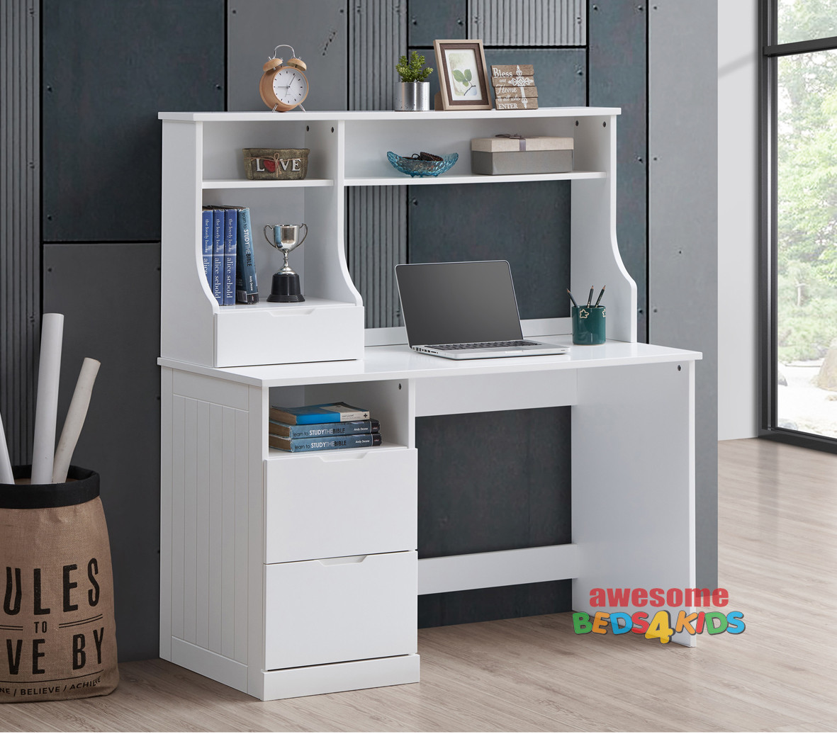 Desks with hot sale hutch for kids