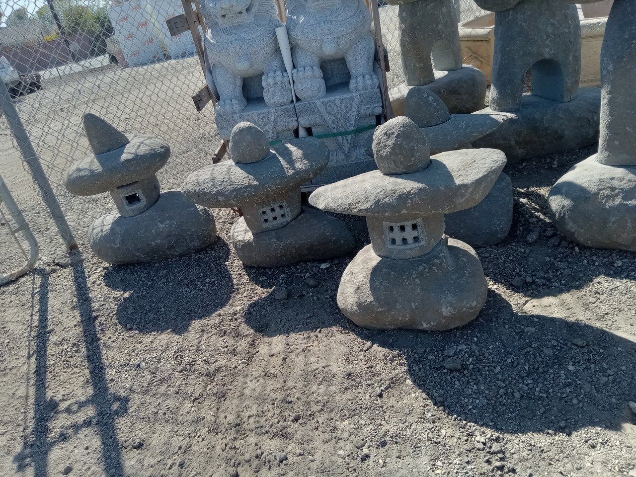 希少品‼️VALABASAS ライトストーン Wabi sabi short natural basalt stone lantern