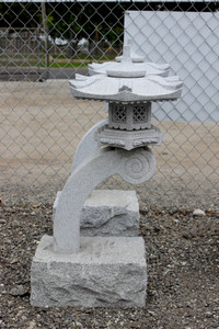 Rankei Stone lantern + various size available Rankei Stone lantern + various size available