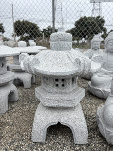 Antique Style Yukimi Stone Lantern - Large (In-Store Pick Up Only)
