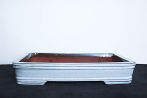 Outside 19.75"L x 18.5"W x 4.5"H