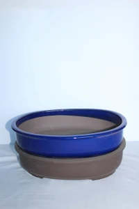Japanese Japanese Yokkaichi  Oval 9.25"L x 7.5"W x 3"H royal blue, clay