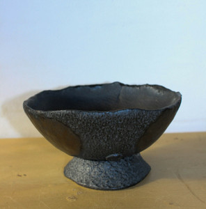 Japanese Hanabusa Taupe Brown Semi-Glazed Nanban Handmade Style Circle 4.5"Dia x 4.75"H x 4"D Ceramic Bonsai Pot (BG2030) - Main Image to Show Tinted Metallic Patches Japanese Hanabusa Taupe Brown Semi-Glazed Nanban Handmade Style Circle 4.5"Dia x 4.75"H x 4"D Ceramic Bonsai Pot (BG2030) - Main Image to Show Tinted Metallic Patches