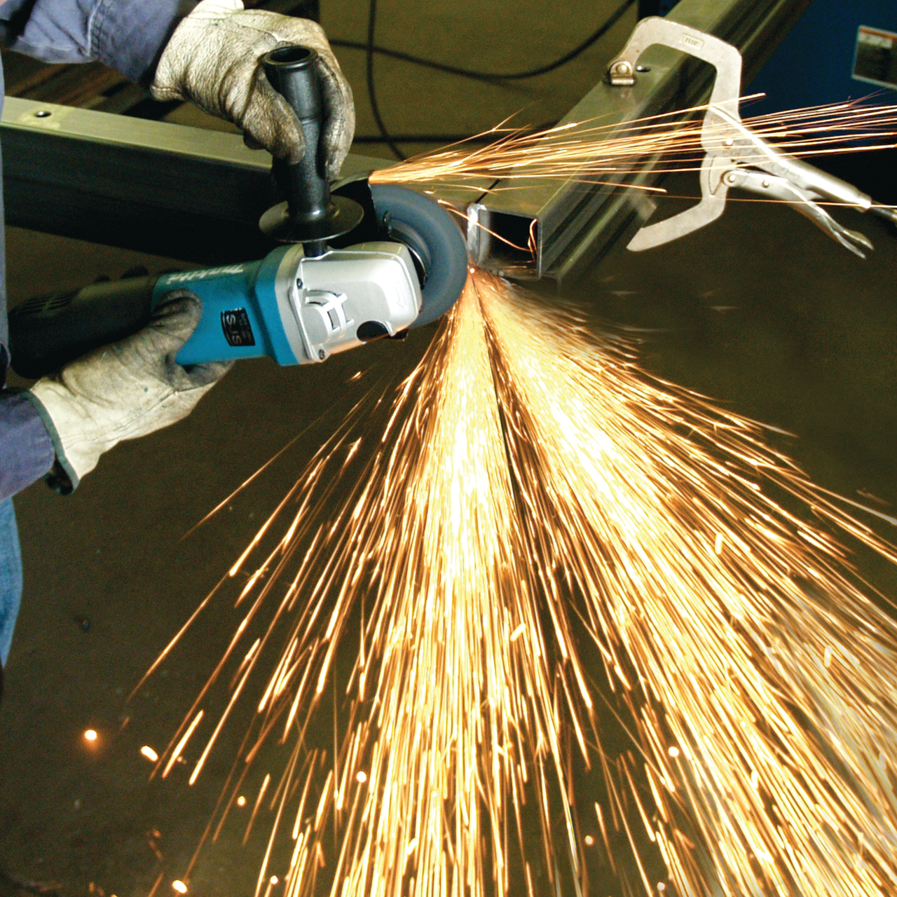 Makita MAK-9565PCV 5" SJS High-Power Variable-Speed Grinder with Paddle  Switch Atlas-Machinery