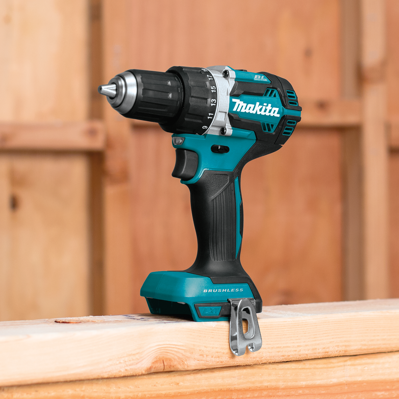 Makita Perceuse à percussion sans fil DHP484ZJ 18V Li-Ion (machine seule)  en MAKPAC