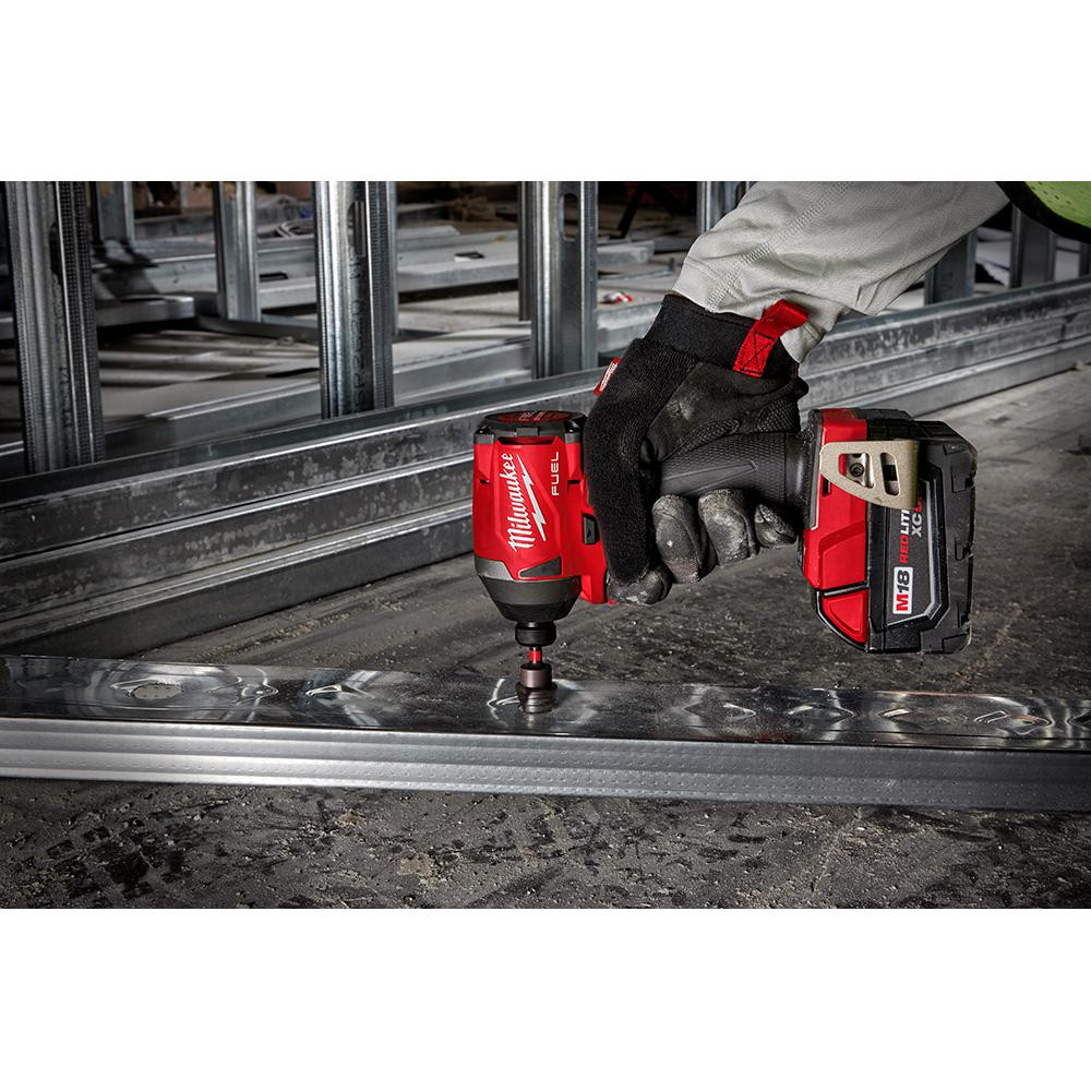 Milwaukee MIL-48-89-9244 3/16 - 7/8in #4 Shockwave Impact Duty