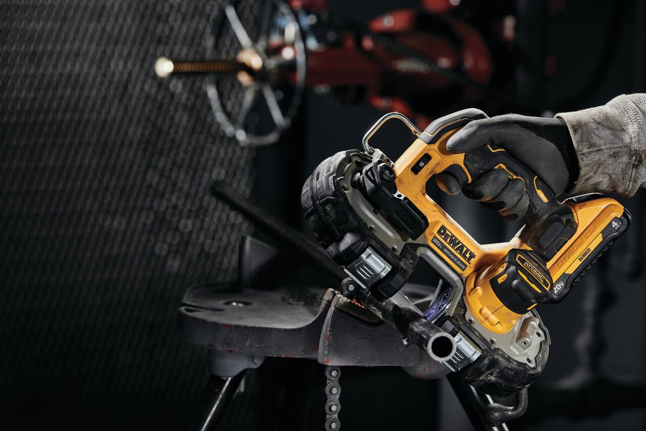 DEWALT DEW DCS377B ATOMIC 20V MAX Brushless Cordless 1 3 4in Sub Compact Bandsaw Bare Tool Atlas Machinery