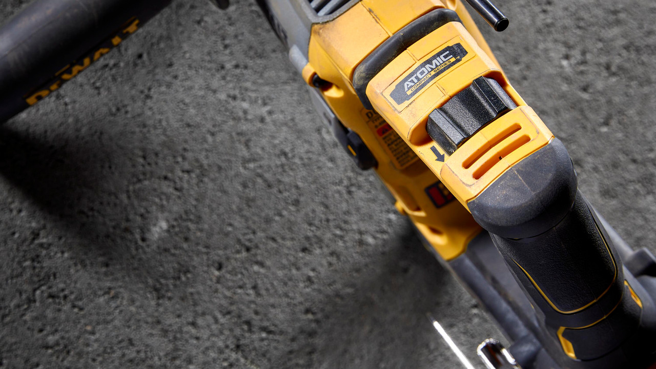 DEWALT DEW-DCH172D2 ATOMIC 20V MAX Brushless Cordless 5/8