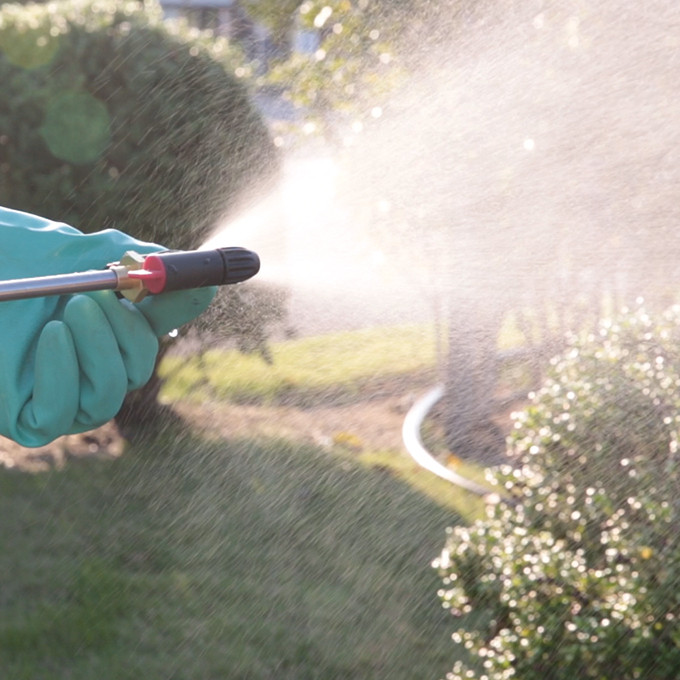 Makita MAK-DUS054RF 18V LXT Gal Cordless Garden Sprayer