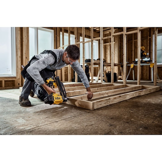 Paper Collated Framing Dewalt 20v Framing Nailer 30 Degree Dewalt