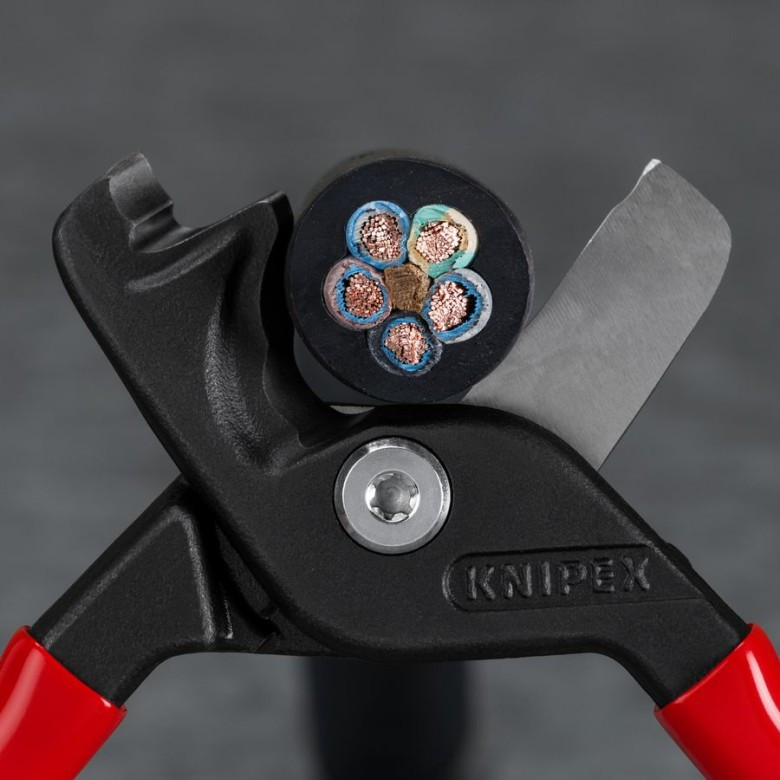 Knipex 9in StepCut XL Cable Shears | Atlas Tools & Machinery