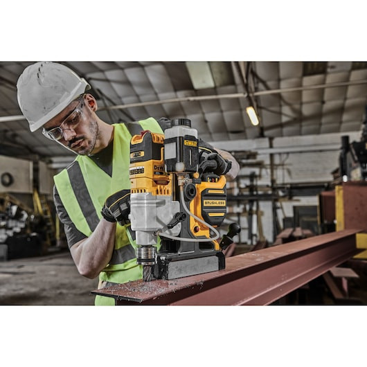 DEWALT DEW-DCD1624GX2 20V Max XR 2in Cordless Brushless Magnetic