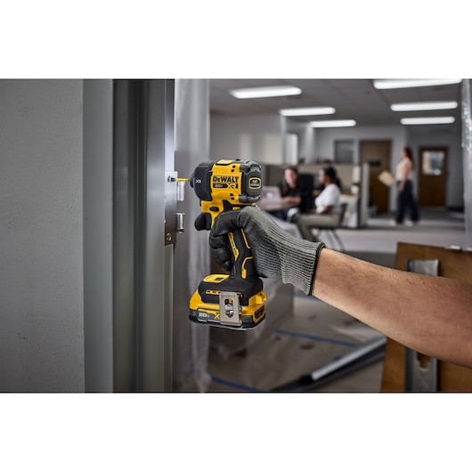 DEWALT DEW-DCF870B 20V MAX XR Brushless Cordless 1/4in Quiet