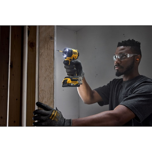 DEWALT DEW-DCF870B 20V MAX XR Brushless Cordless 1/4in Quiet