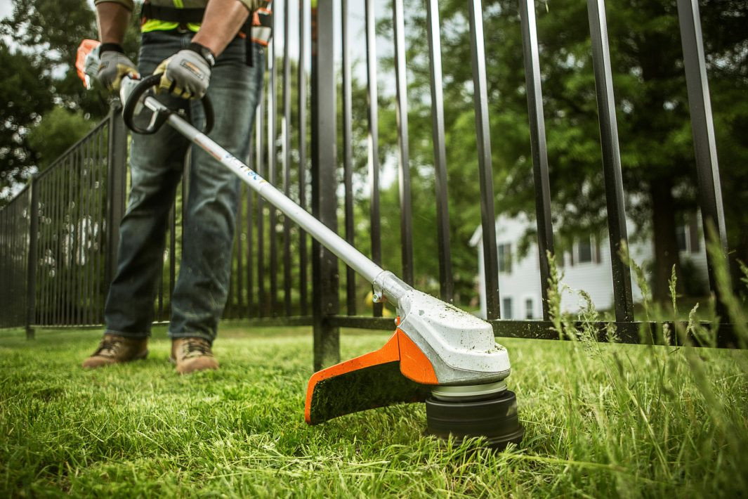 Stihl STIHL-FSA90R-AP300S FSA 90 R Cordless Grass Trimmer + AP300S