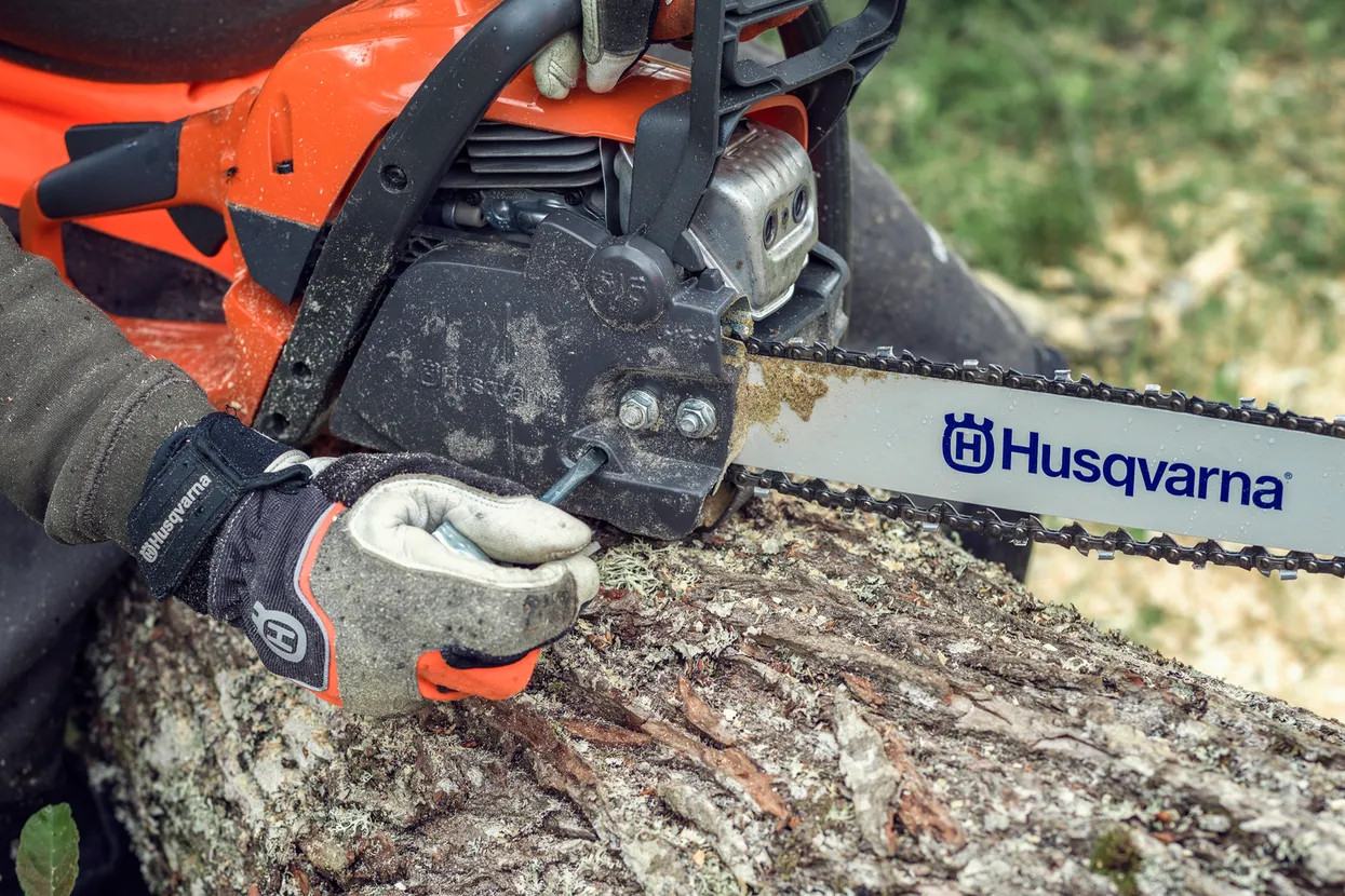 135 Mark II 38cc Gas 16in Chainsaw | Atlas Tools & Machinery
