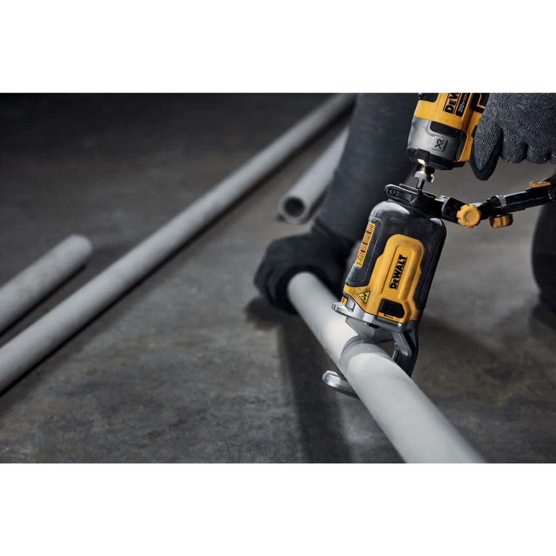 DEWALT DEWDWAPVCIR Impact Connect PVC/PEX Pipe Cutter Attachment