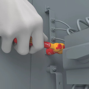 Wera Tools WERA-05004866001 8007 A VDE Zyklop Ratchet, Insulated w/ Reversing Lever, 1/4in Drive