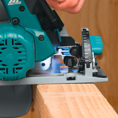 Makita MAK-DHS680Z 18V 6-1/2in Brushless Circular Saw Bare Tool