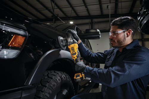 DEWALT DEW-DCM848P2 20V MAX XR 5 in. (125mm) Cordless Variable Speed Random Orbit Polisher 2x 5.0Ah Kit