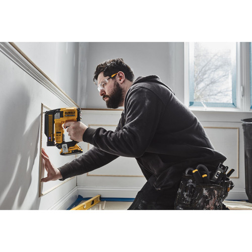 DEWALT DEW-DCN623B ATOMIC Compact Series 20V MAX Brushless Cordless 23 Ga. Pin Nailer (Bare Tool)