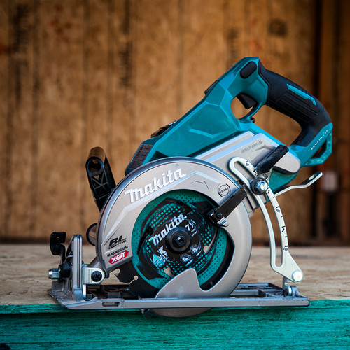 Makita MAK-RS001GM101 40V MAX 7-1/4in Rear-Handle Circular Saw Kit