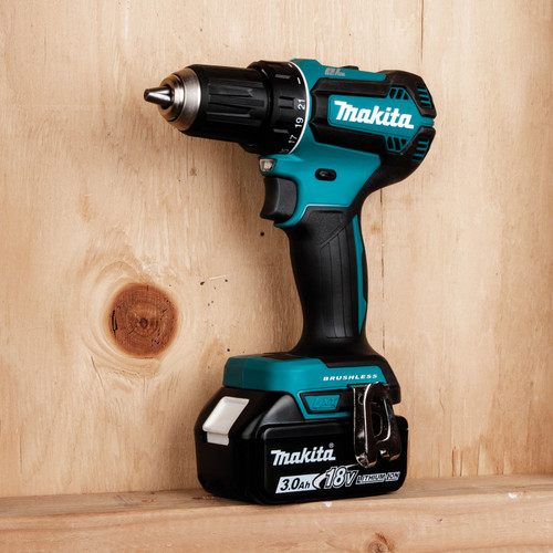 Makita MAK-DLX2289TX1 18V LXT BL 2 Tool Combo Kit 5.0AH x 2