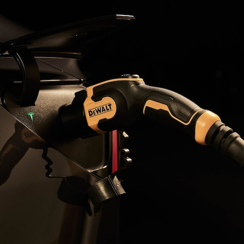 DEWALT DEW-PAR-DXPAEV05TS 60A/250V High Power SAE J1772 to Tesla Charging Adapter