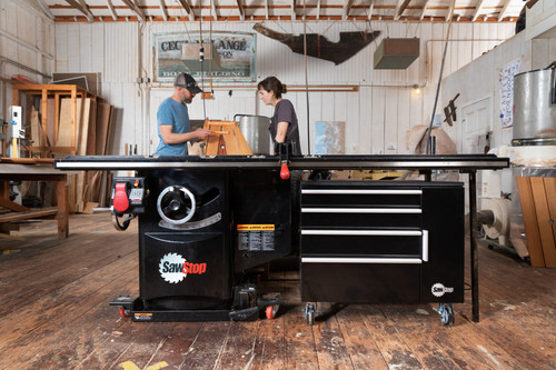 Sawstop SAW-TSA-UTC32 32in Under Table Cabinet