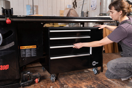 Sawstop SAW-TSA-UTC32 32in Under Table Cabinet